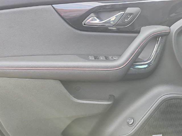 Certified 2025 Chevrolet Blazer RS FWD image 20