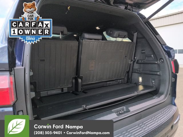 Used 2025 Toyota Sequoia Platinum AWD/4WD image 29