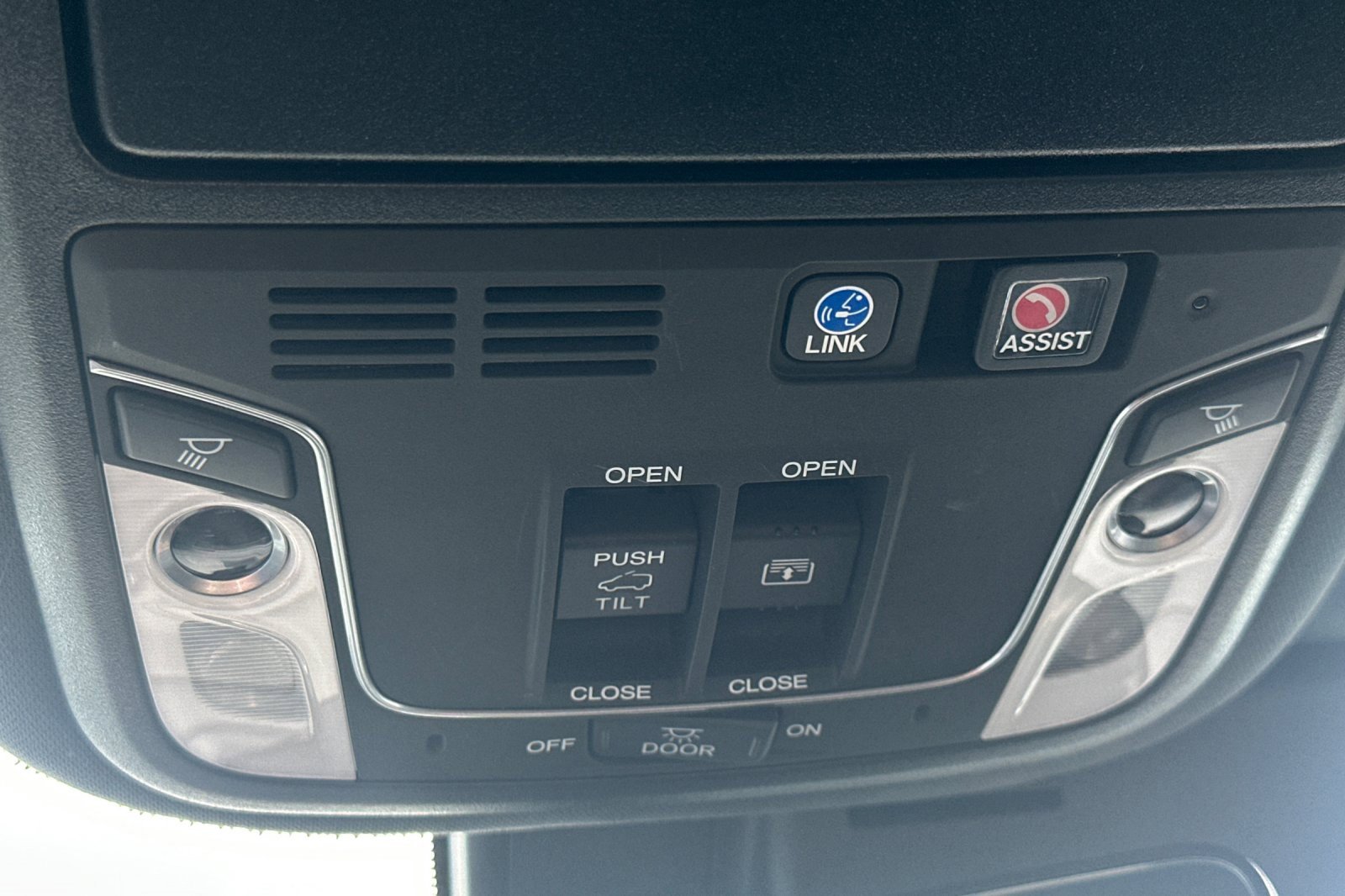 Used 2020 Honda Pilot Black Edition image 24