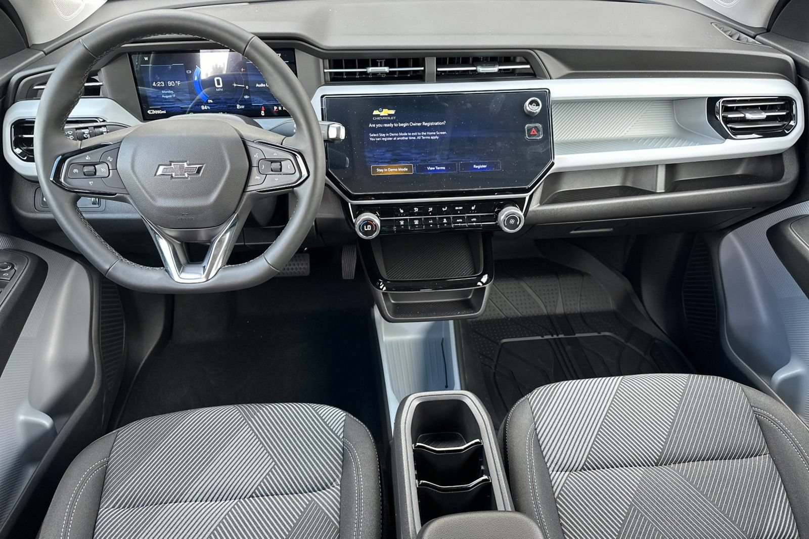 New 2027 Chevrolet Bolt LT w/ Comfort Package FWD image 14