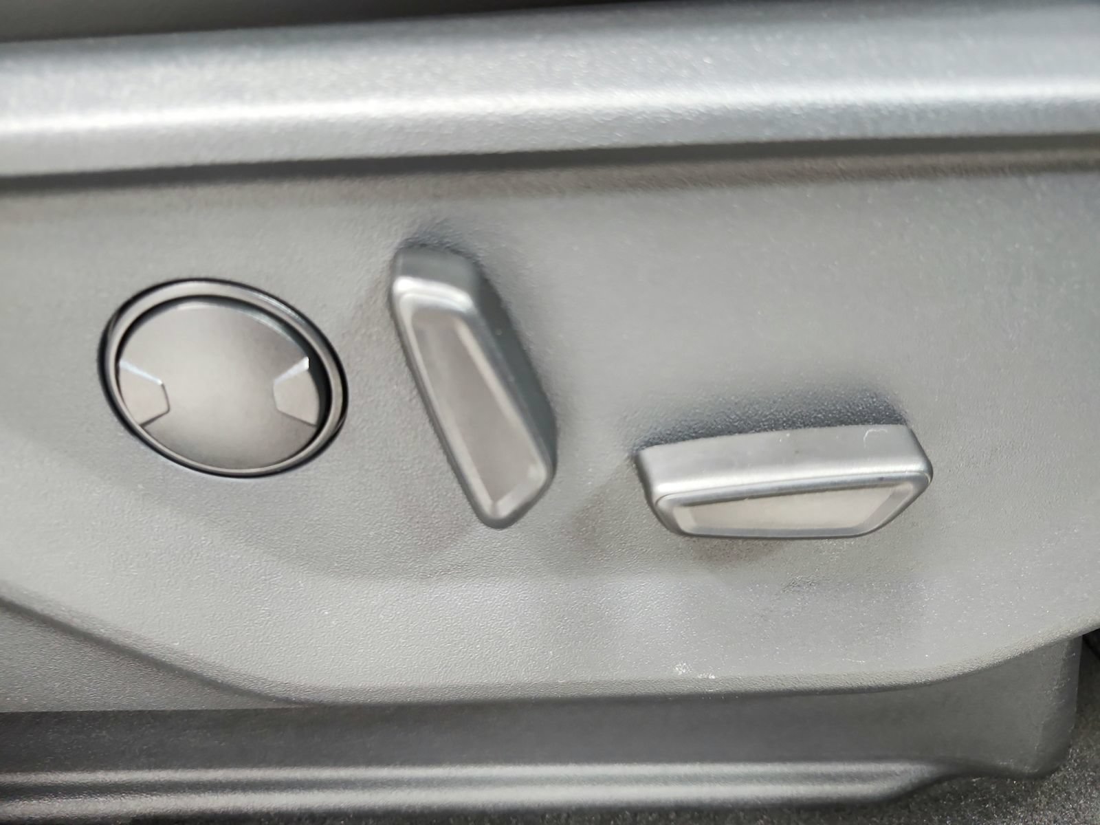 Used 2025 Ford Expedition Active AWD/4WD image 49