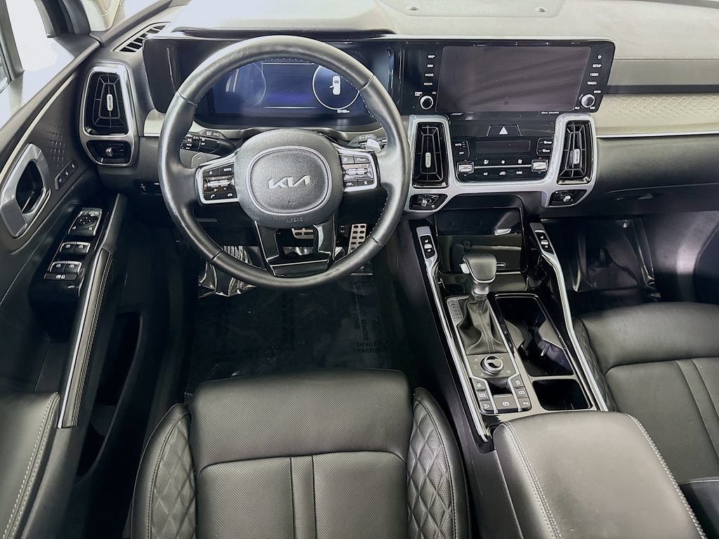 Certified 2023 Kia Sorento SX AWD/4WD image 4