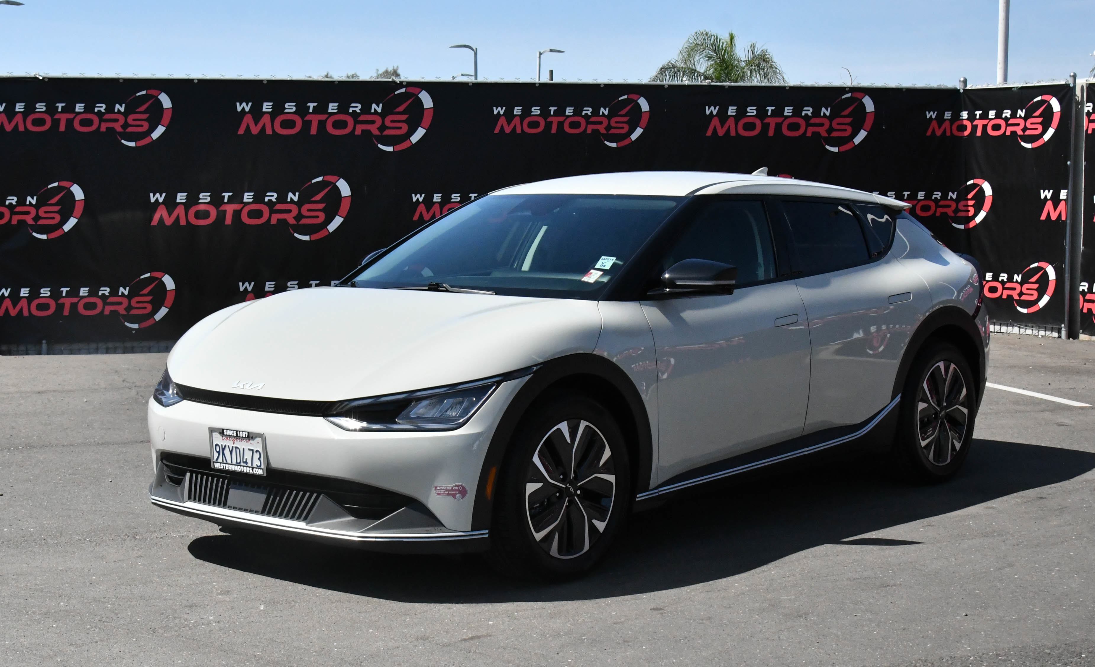 Used 2024 Kia EV6 Light RWD image 3