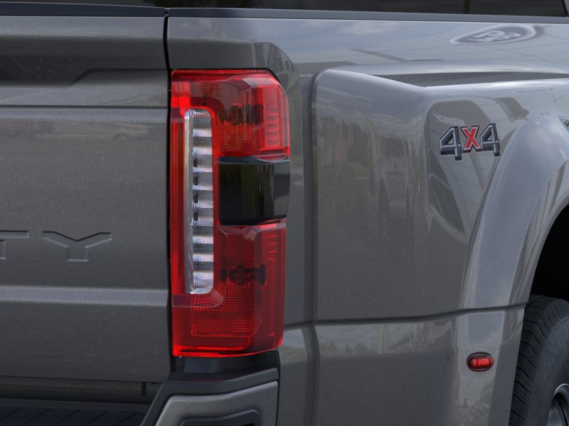 New 2026 Ford F350 4x4 Crew Cab DRW Super Duty image 21