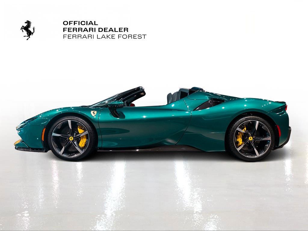 Used 2024 Ferrari SF90 Spider image 3