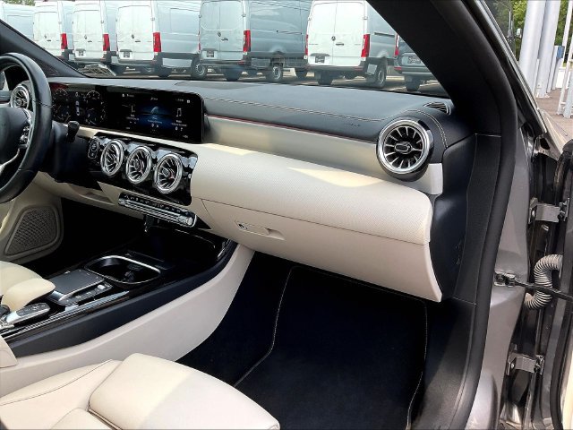 Certified 2023 Mercedes-Benz CLA 250 4MATIC image 27
