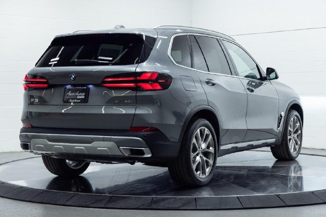 Certified 2026 BMW X5 xDrive40i w/ Premium Package AWD/4WD image 10