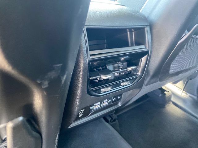 Used 2023 Jeep Grand Cherokee Limited AWD/4WD image 19