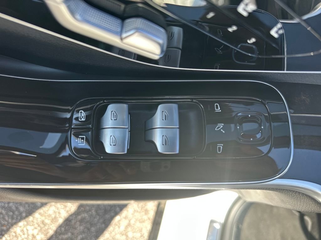 Certified 2023 Mercedes-Benz S 500 4MATIC w/ AMG Line image 28