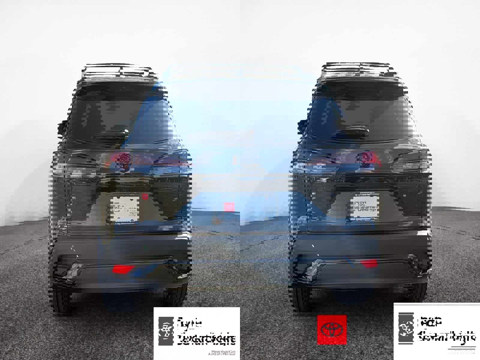 New 2026 Toyota Corolla Cross SE w/ Moonroof Package image 4