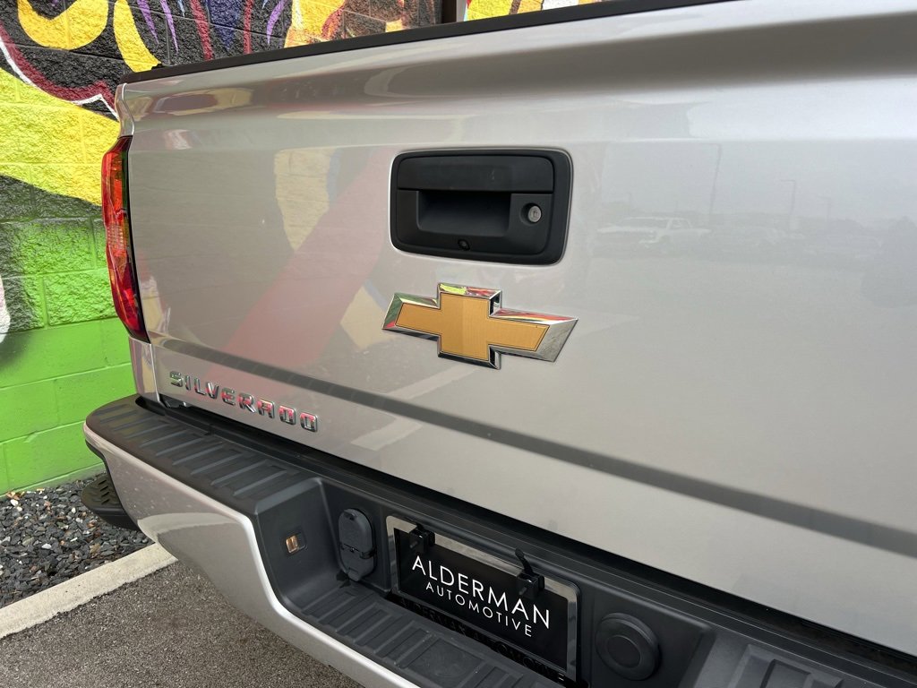 Used 2018 Chevrolet Silverado 1500 LT w/ All Star Edition image 26