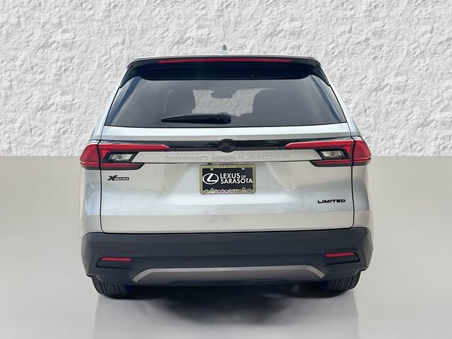 Used 2024 Toyota Grand Highlander Limited image 4