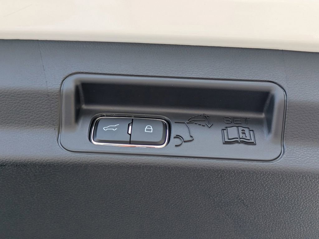 New 2026 Ford Explorer Tremor image 15