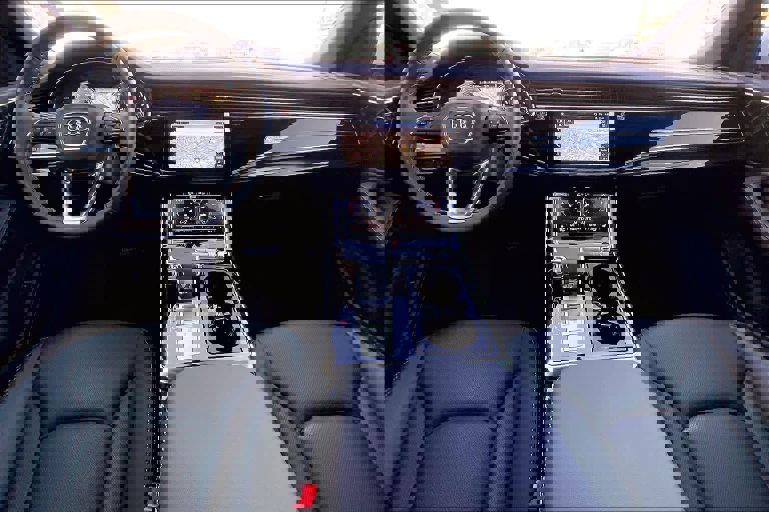 Used 2025 Audi Q8 Premium Plus image 15