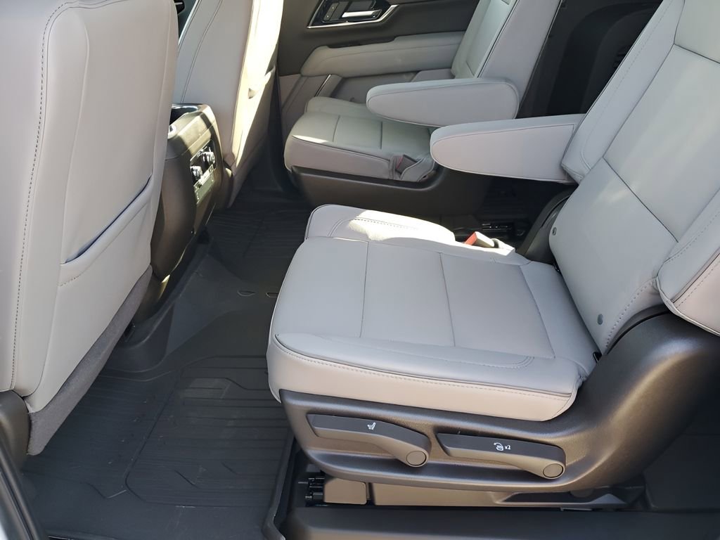 New 2026 GMC Yukon XL Elevation w/ LPO, Floor Liner Package image 20