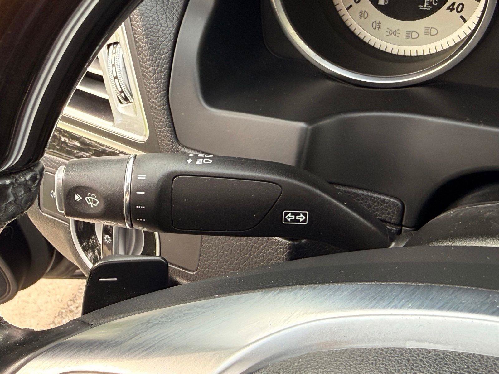 Used 2016 Mercedes-Benz E 400 Cabriolet image 37
