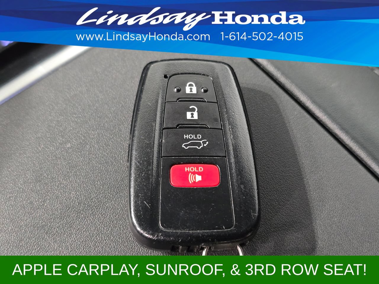 Used 2022 Toyota Highlander XLE AWD/4WD image 23