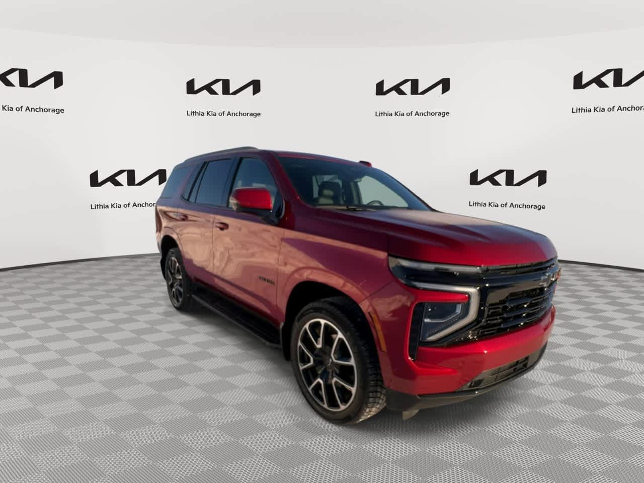 Used 2025 Chevrolet Tahoe RST w/ Comfort Package AWD/4WD image 6