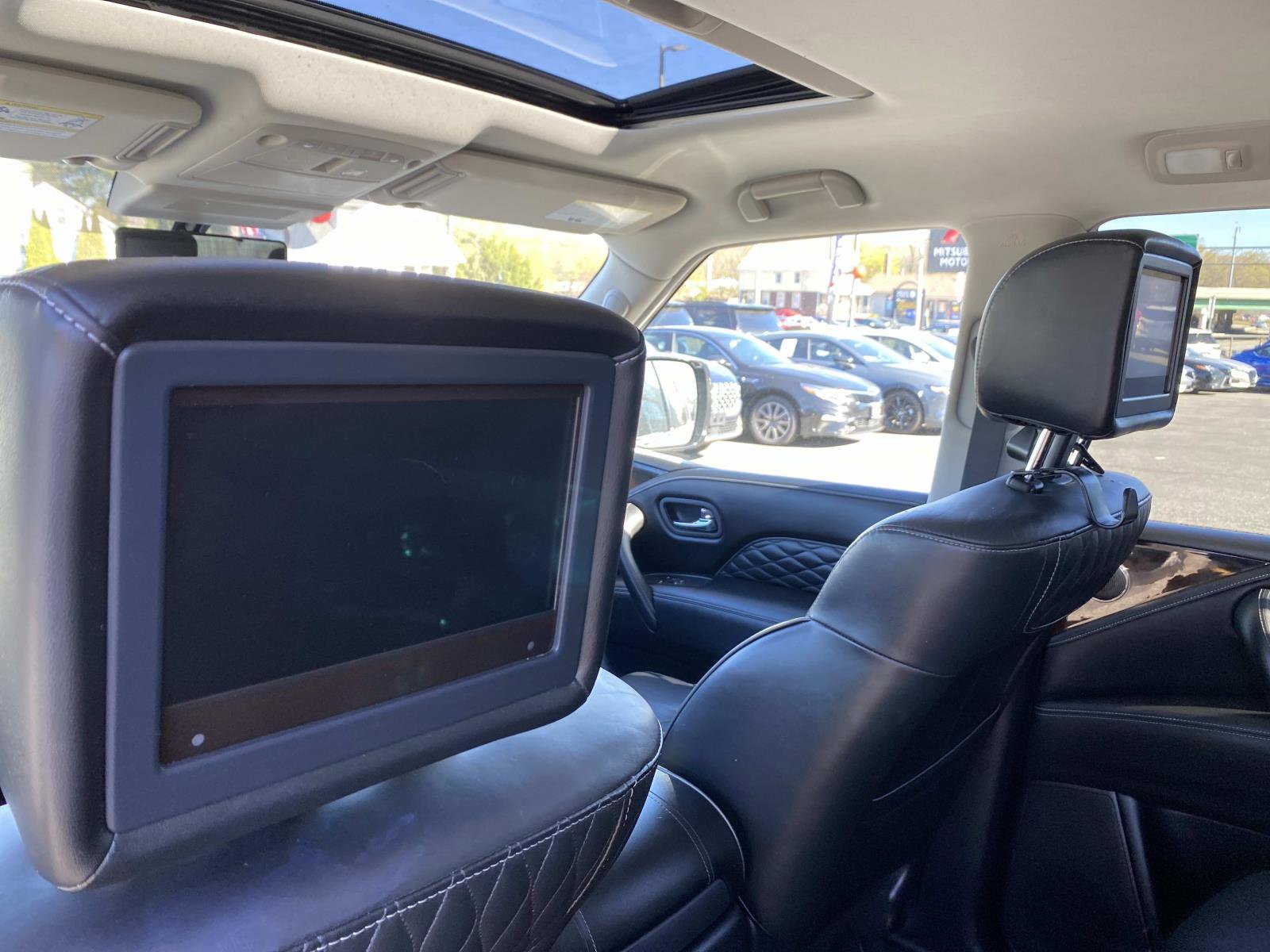 Used 2019 INFINITI QX80 Luxe w/ Proactive Package AWD/4WD image 10