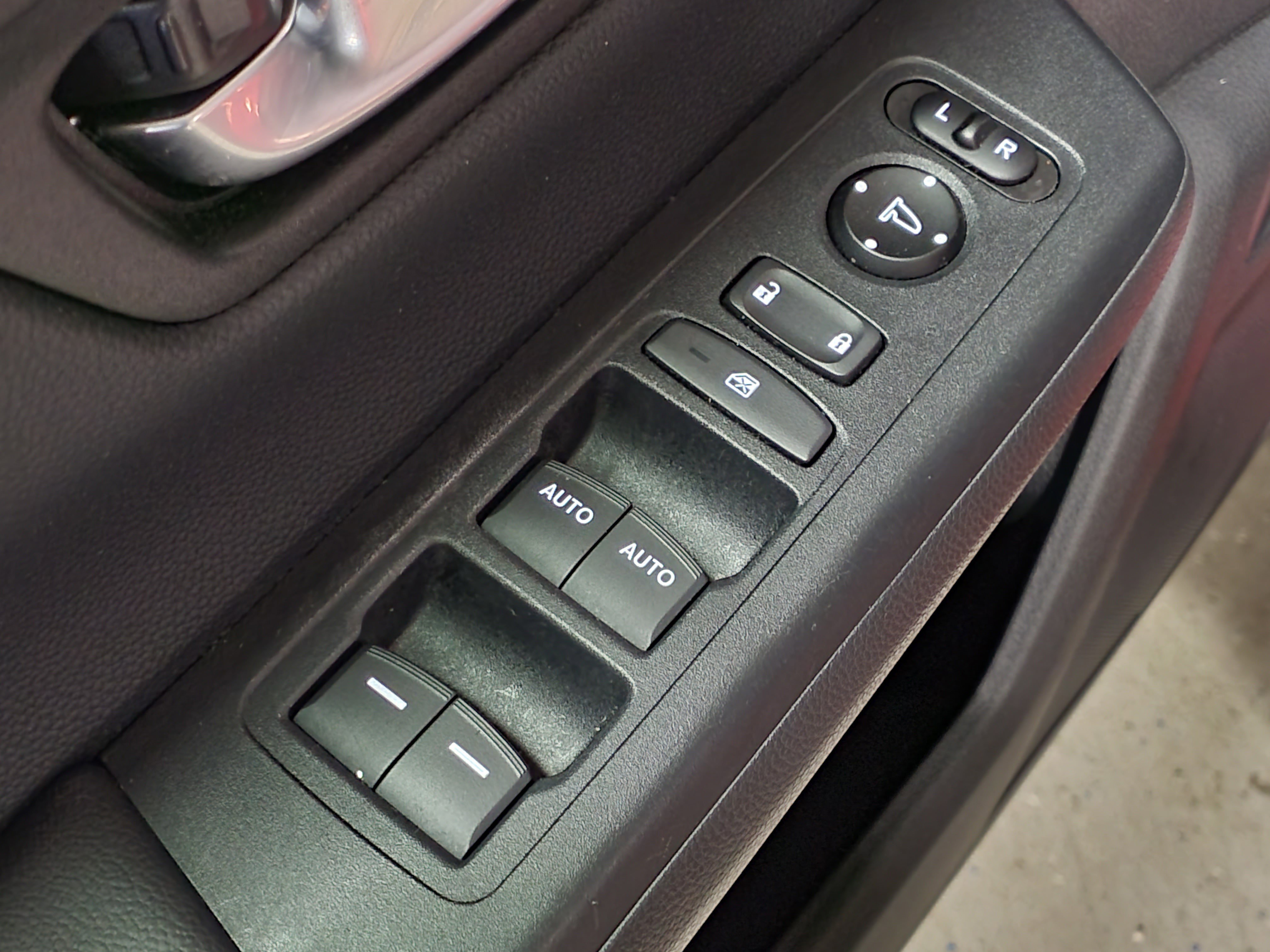 Used 2024 Honda CR-V Sport image 21