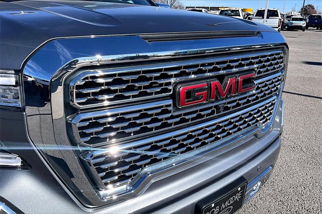 Used 2022 GMC Sierra 1500 Denali w/ Denali Reserve Package image 27