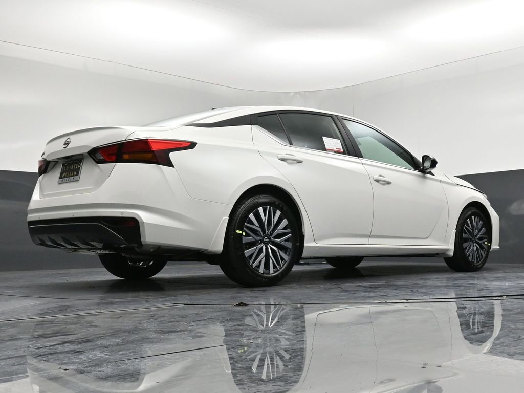 New 2026 Nissan Altima 2.5 SV FWD image 28