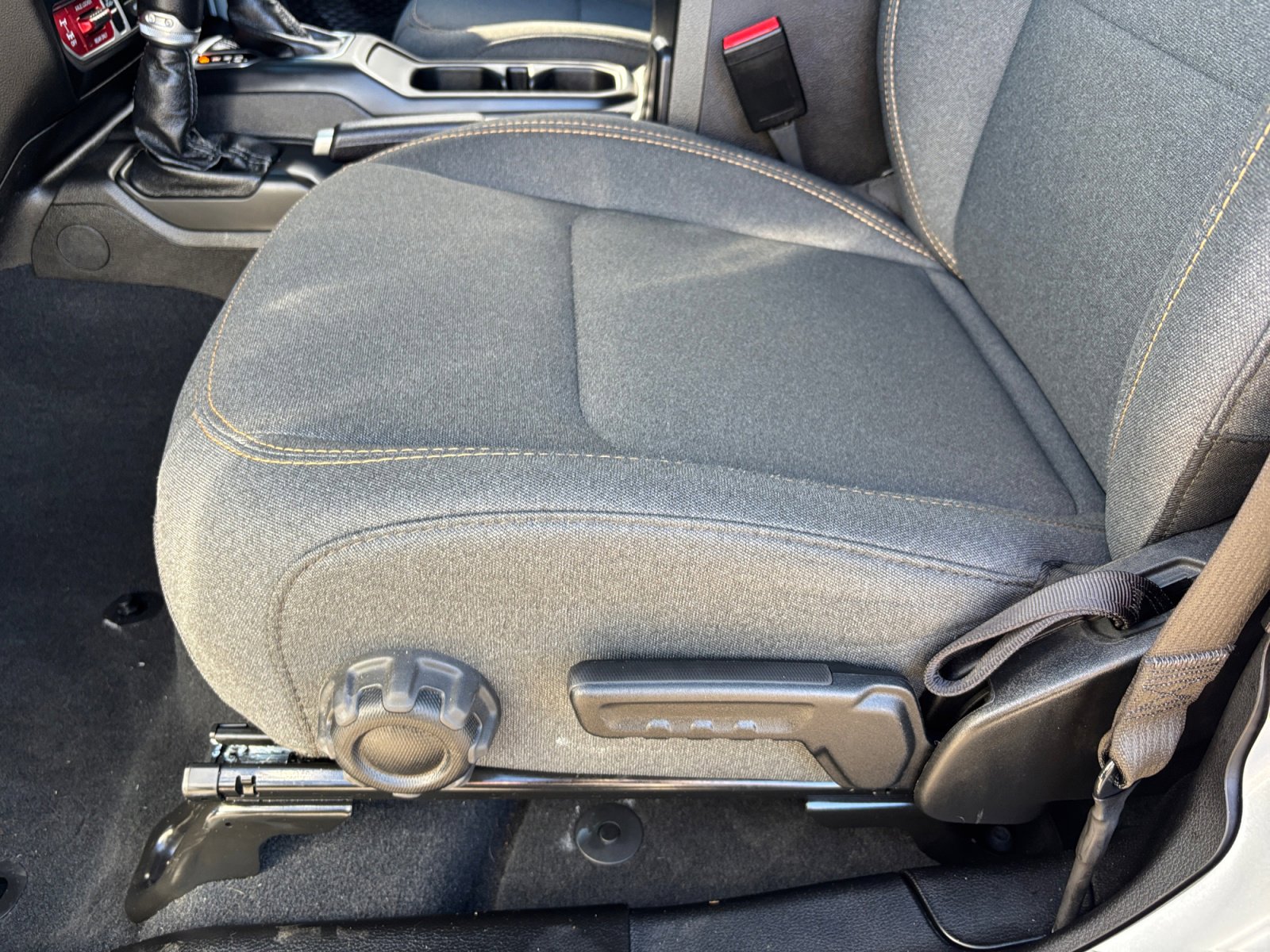 Used 2024 Jeep Wrangler Willys image 13