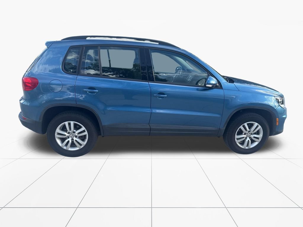 Used 2017 Volkswagen Tiguan S FWD image 9