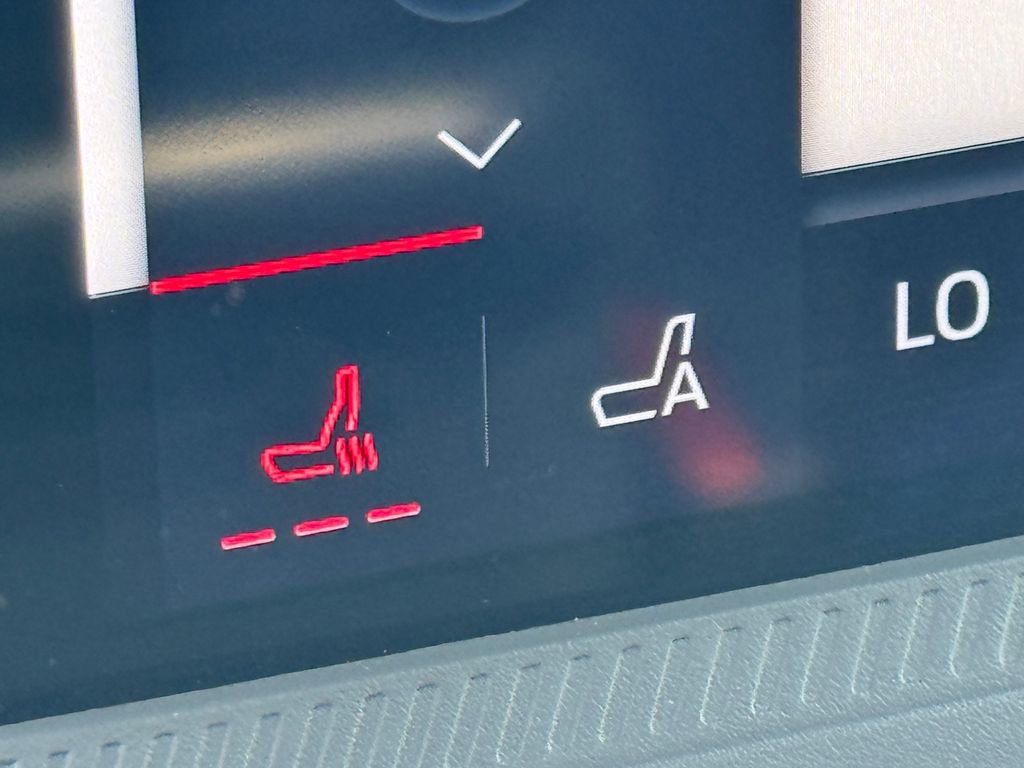 Used 2025 Ford Maverick Lariat w/ Black Appearance Package image 21