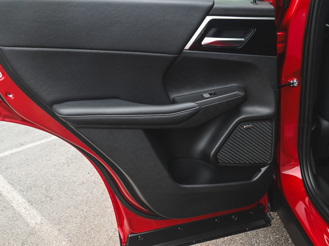 New 2025 Mitsubishi Outlander SE image 12