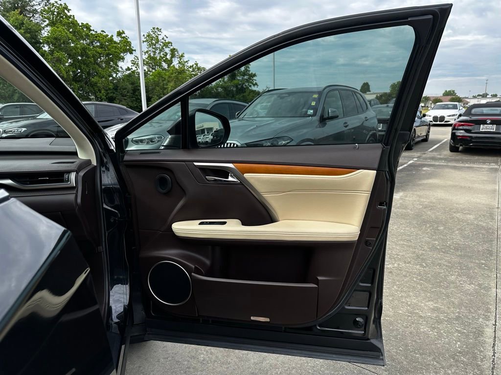 Used 2019 Lexus RX 350 FWD w/ Navigation Package image 29