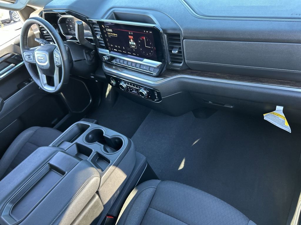 Used 2023 GMC Sierra 1500 SLE image 28