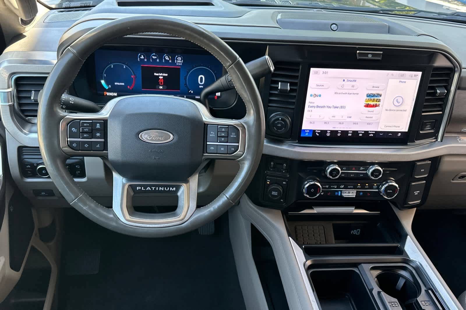 Certified 2025 Ford F250 Platinum w/ Platinum Plus Package AWD/4WD image 15