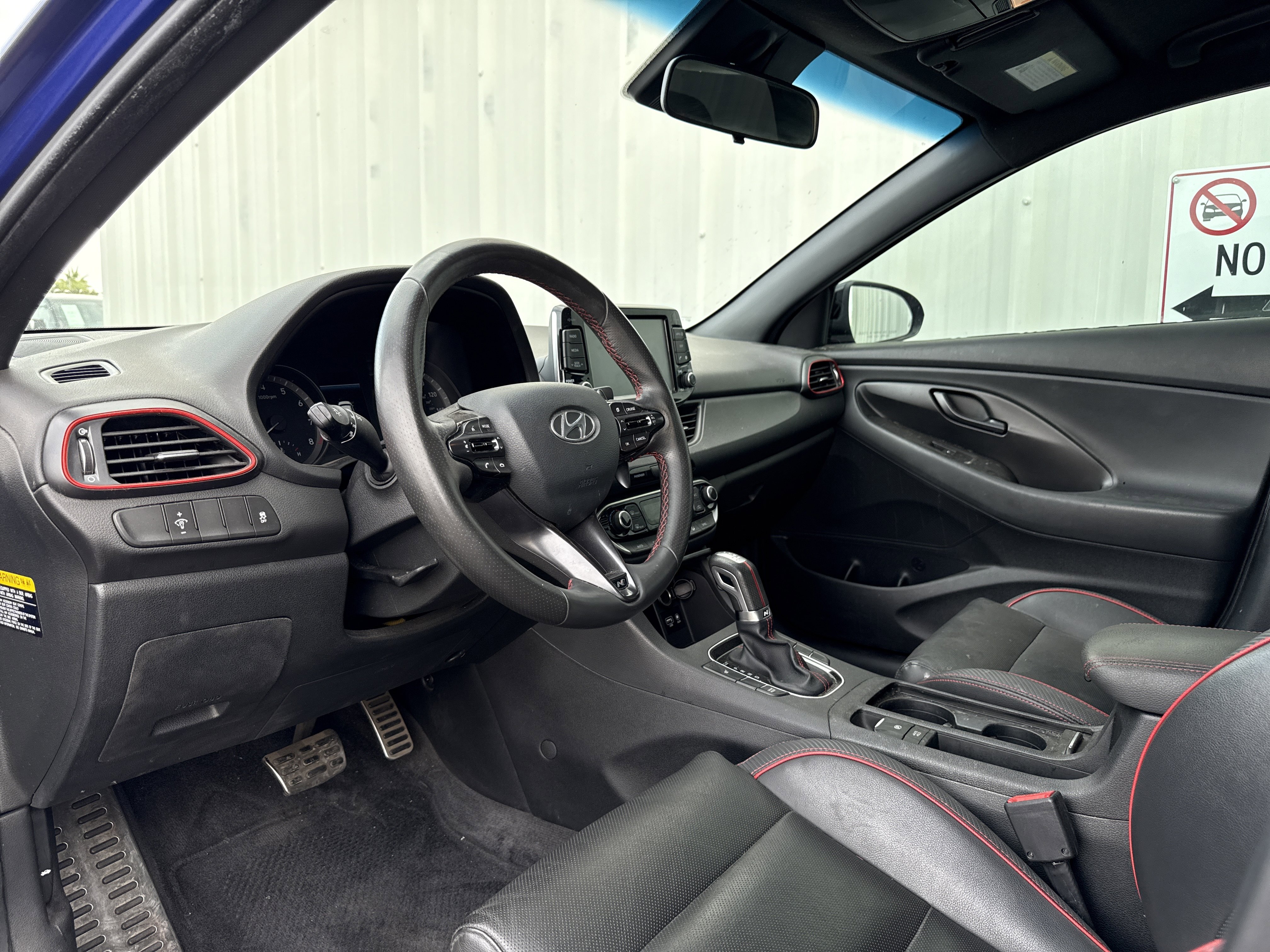 Used 2020 Hyundai Elantra GT N Line image 5