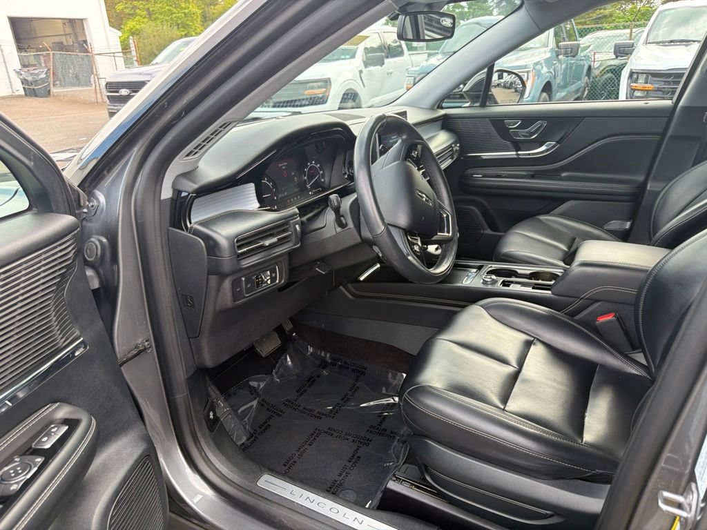 Used 2021 Lincoln Corsair AWD w/ Equipment Group 101A image 12
