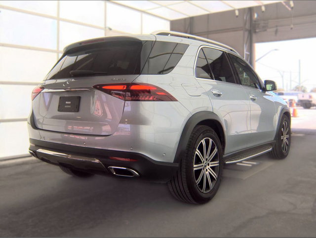 Used 2026 Mercedes-Benz GLE 350 4MATIC w/ Winter Package image 2