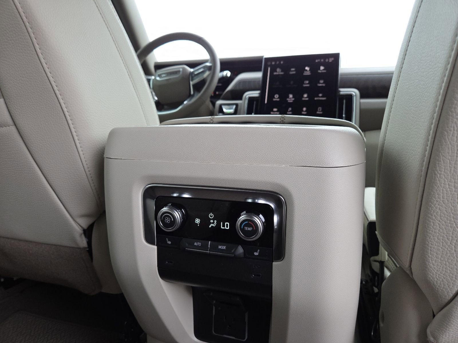 New 2026 GMC Yukon XL Denali image 26