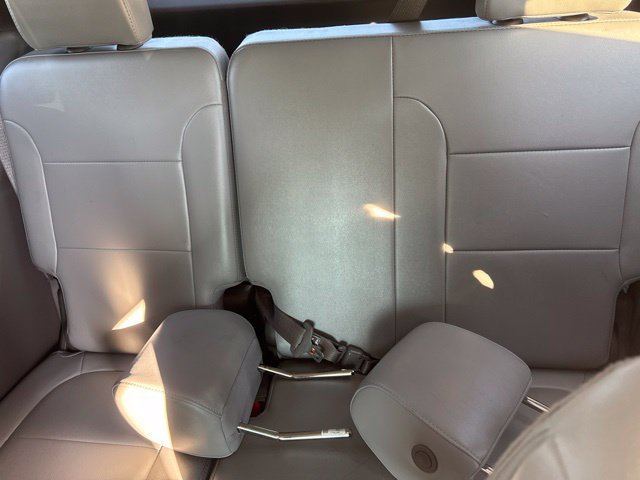 Used 2018 Chevrolet Traverse LT FWD image 12