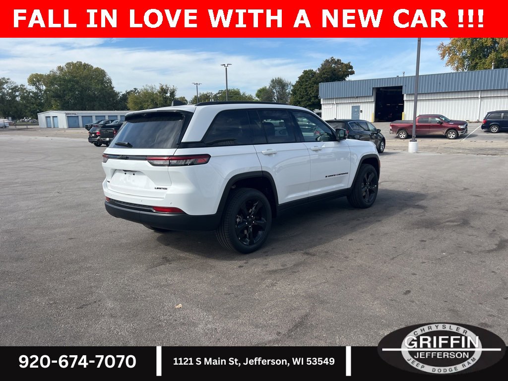 New 2025 Jeep Grand Cherokee Limited w/ Luxury Tech Group II image 12