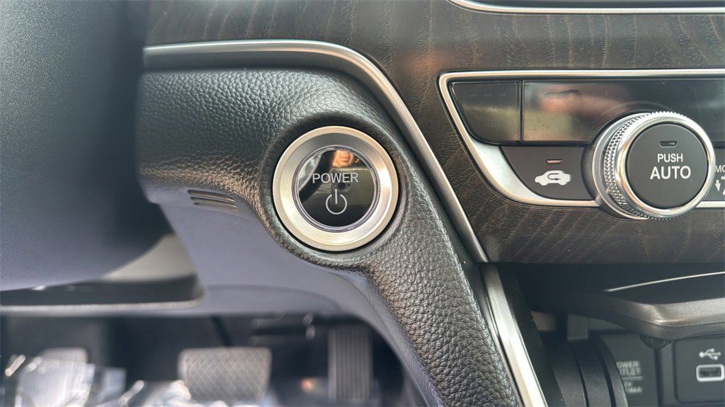 Used 2022 Honda Accord EX-L image 26