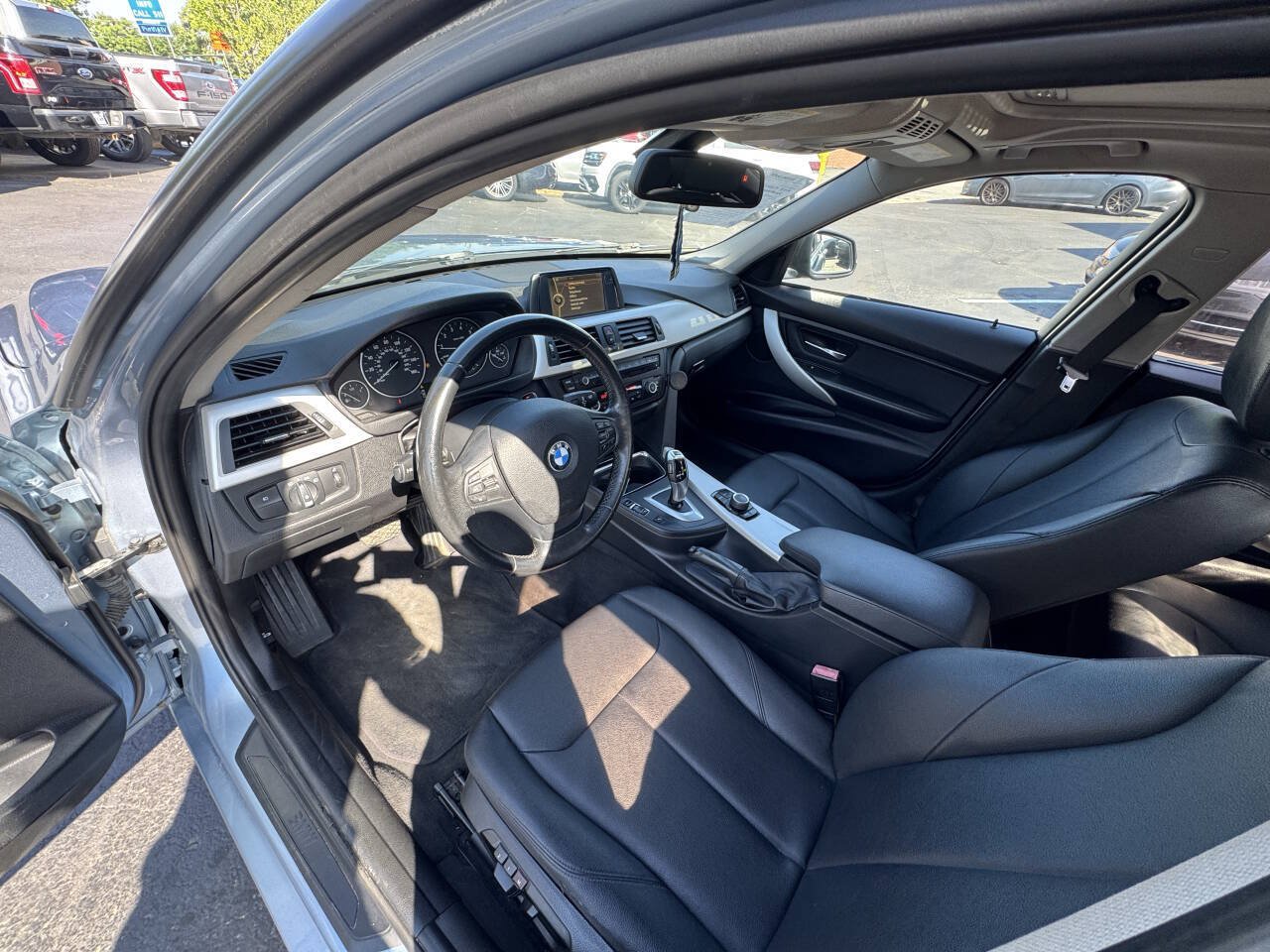 Used 2013 BMW 328i xDrive Sedan AWD/4WD image 8