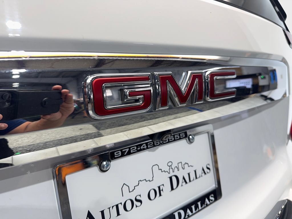 Used 2024 GMC Yukon SLT RWD image 21