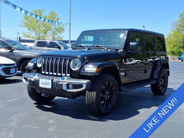 Used 2023 Jeep Wrangler Unlimited Sahara w/ Cold Weather Group AWD/4WD image 2