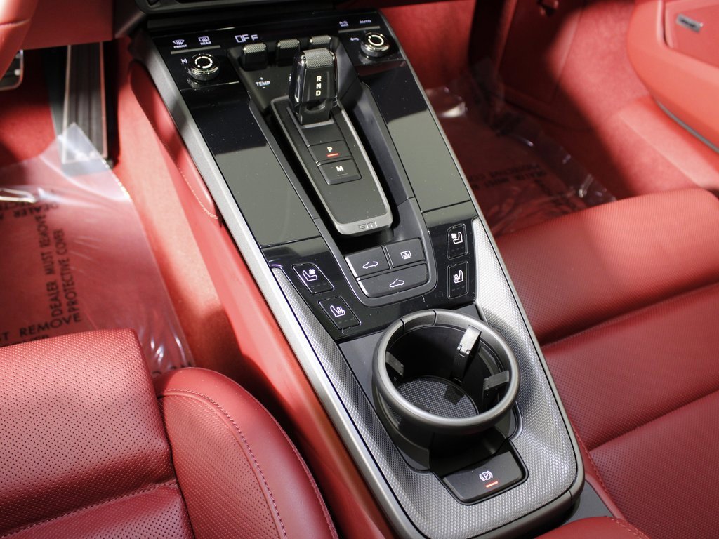 Used 2024 Porsche 911 Carrera 4S image 31