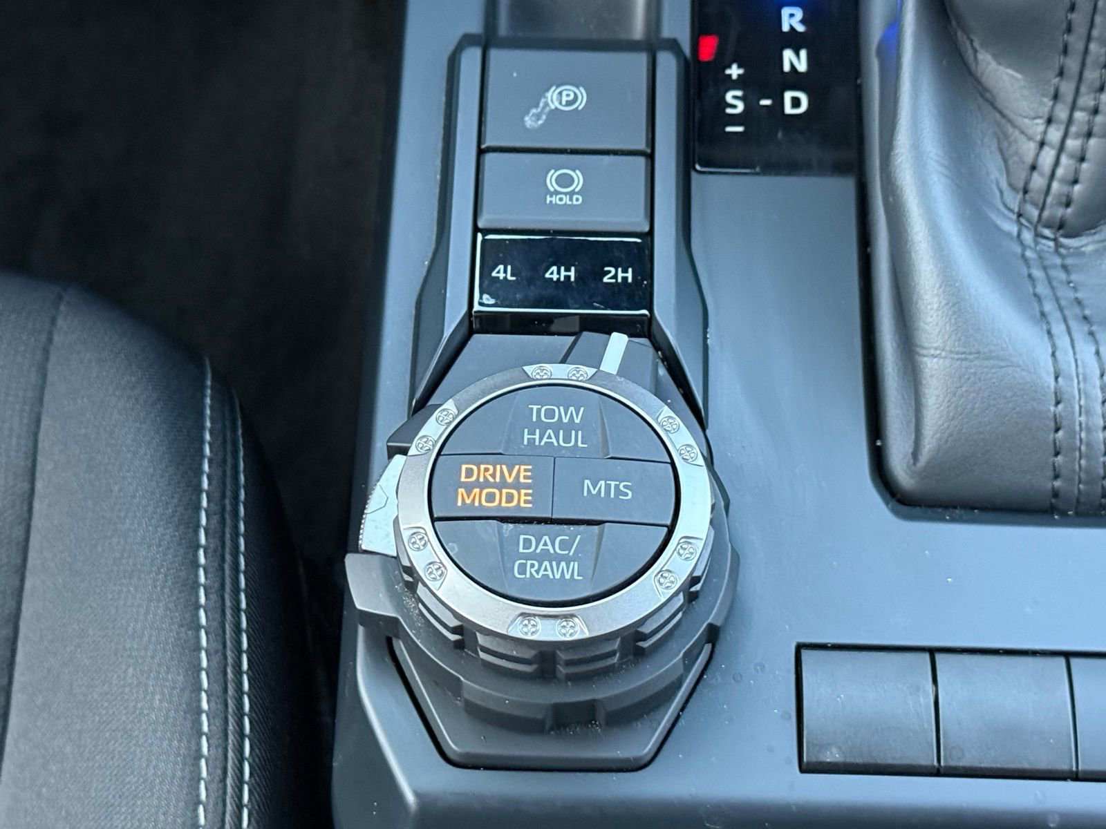 Used 2025 Toyota Tacoma TRD Off-Road AWD/4WD image 25