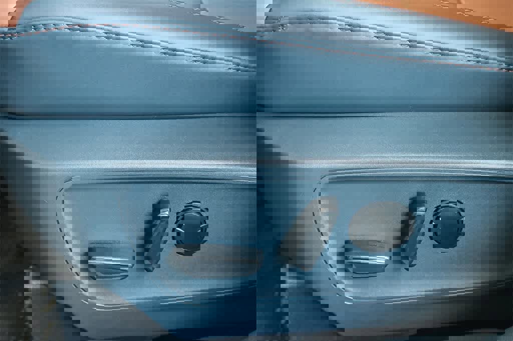 New 2024 Ford Maverick Lariat w/ 4K Tow Package image 20