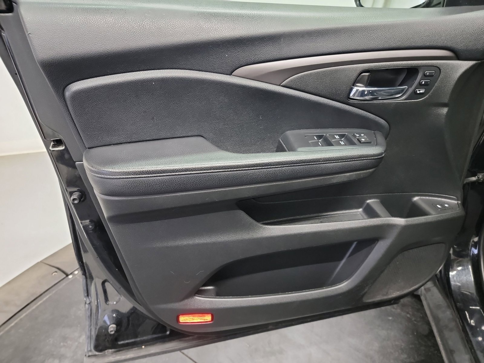 Certified 2022 Honda Pilot Special Edition image 15