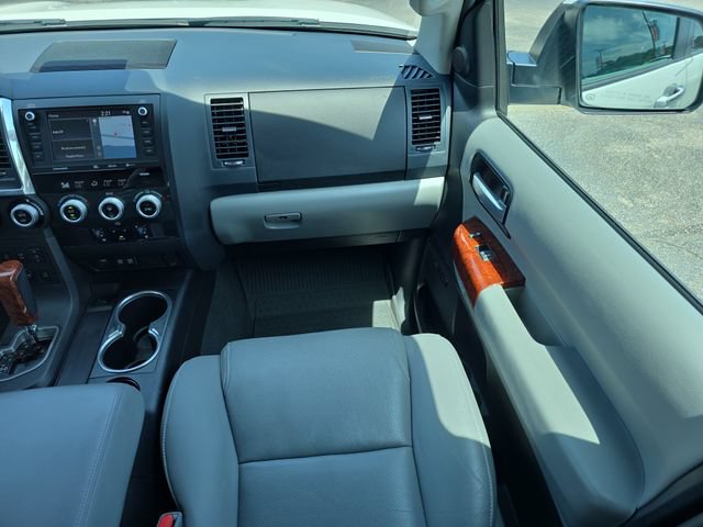Used 2021 Toyota Sequoia Platinum AWD/4WD image 14