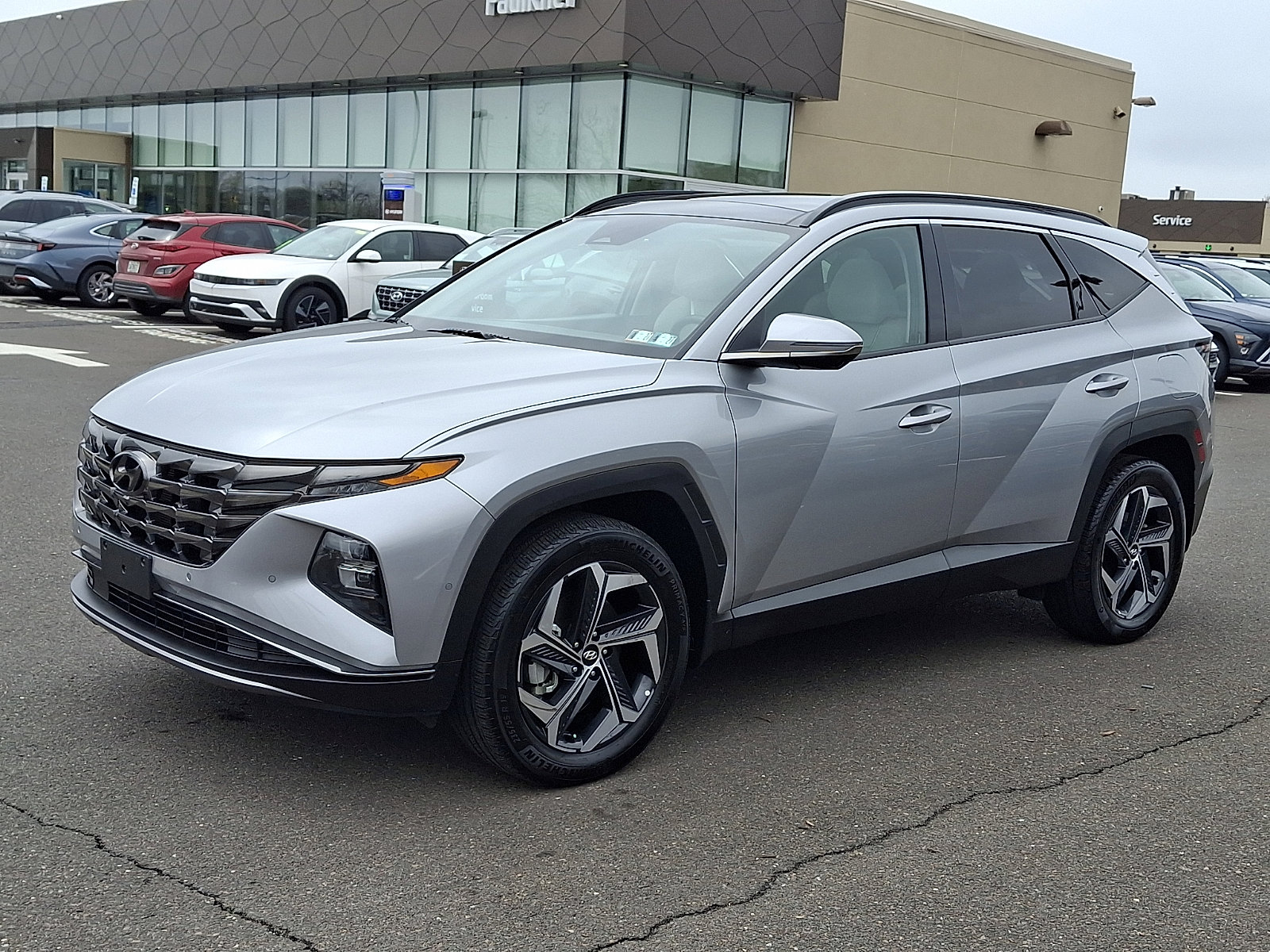 Used 2023 Hyundai Tucson Limited image 3