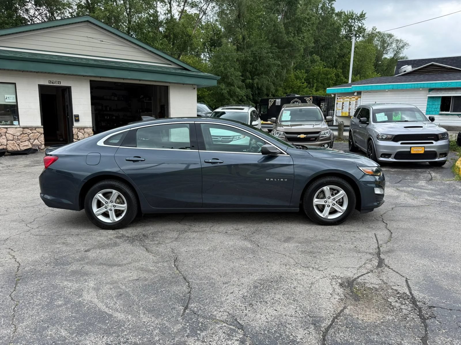 Used 2020 Chevrolet Malibu LS FWD image 6